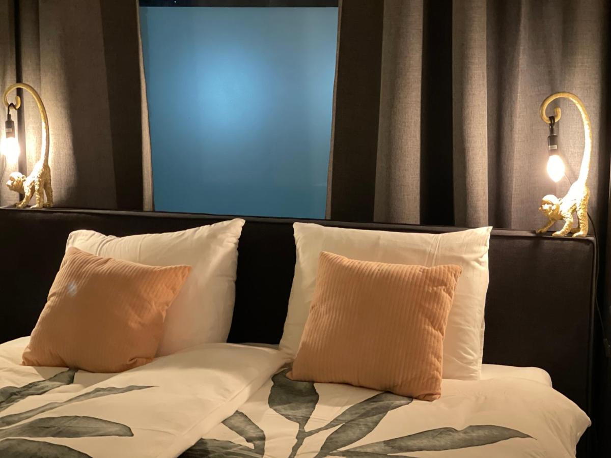 הנגלו Guesthouse Villa De Eikhof מראה חיצוני תמונה