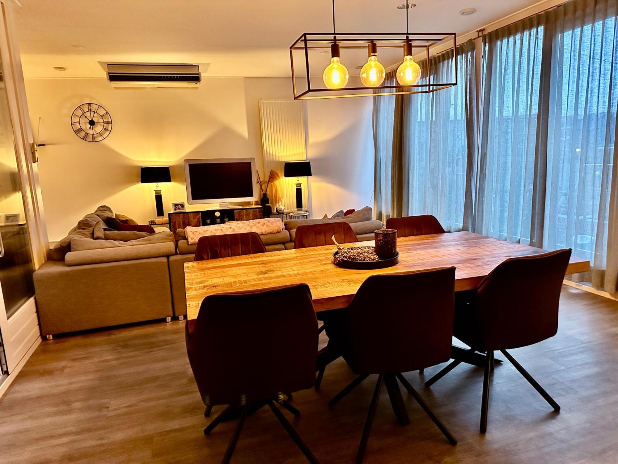 הנגלו Guesthouse Villa De Eikhof מראה חיצוני תמונה
