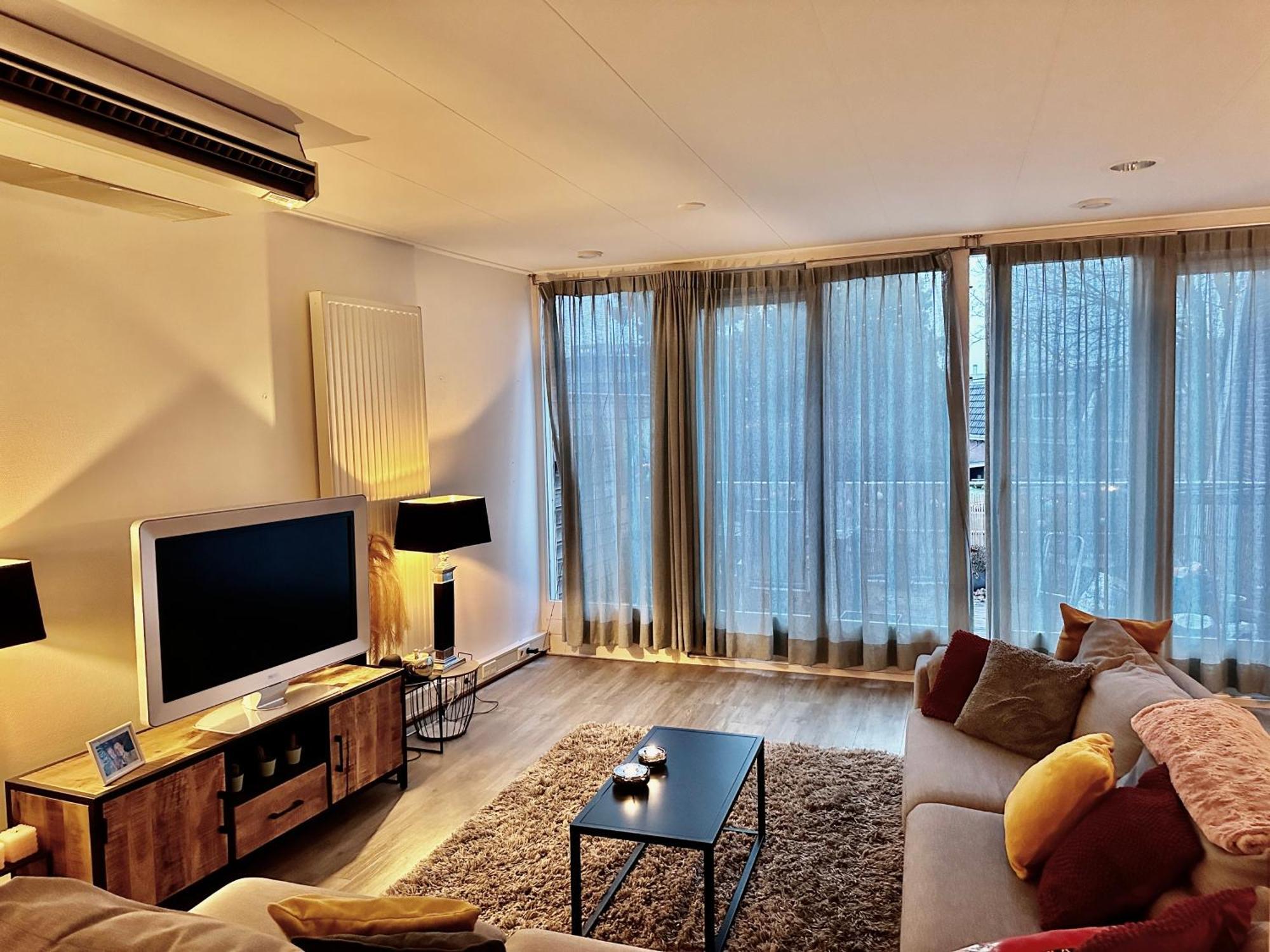 הנגלו Guesthouse Villa De Eikhof מראה חיצוני תמונה