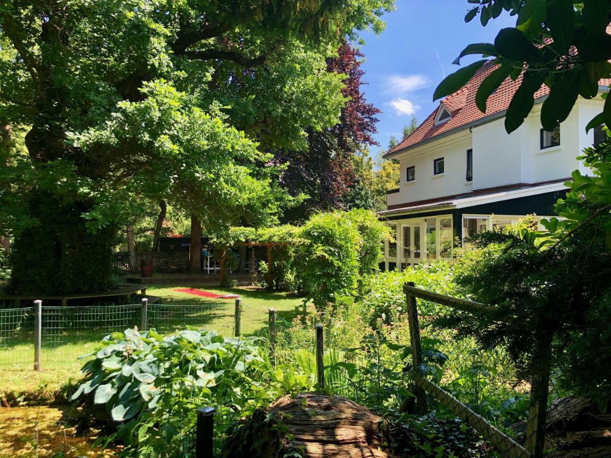 הנגלו Guesthouse Villa De Eikhof מראה חיצוני תמונה