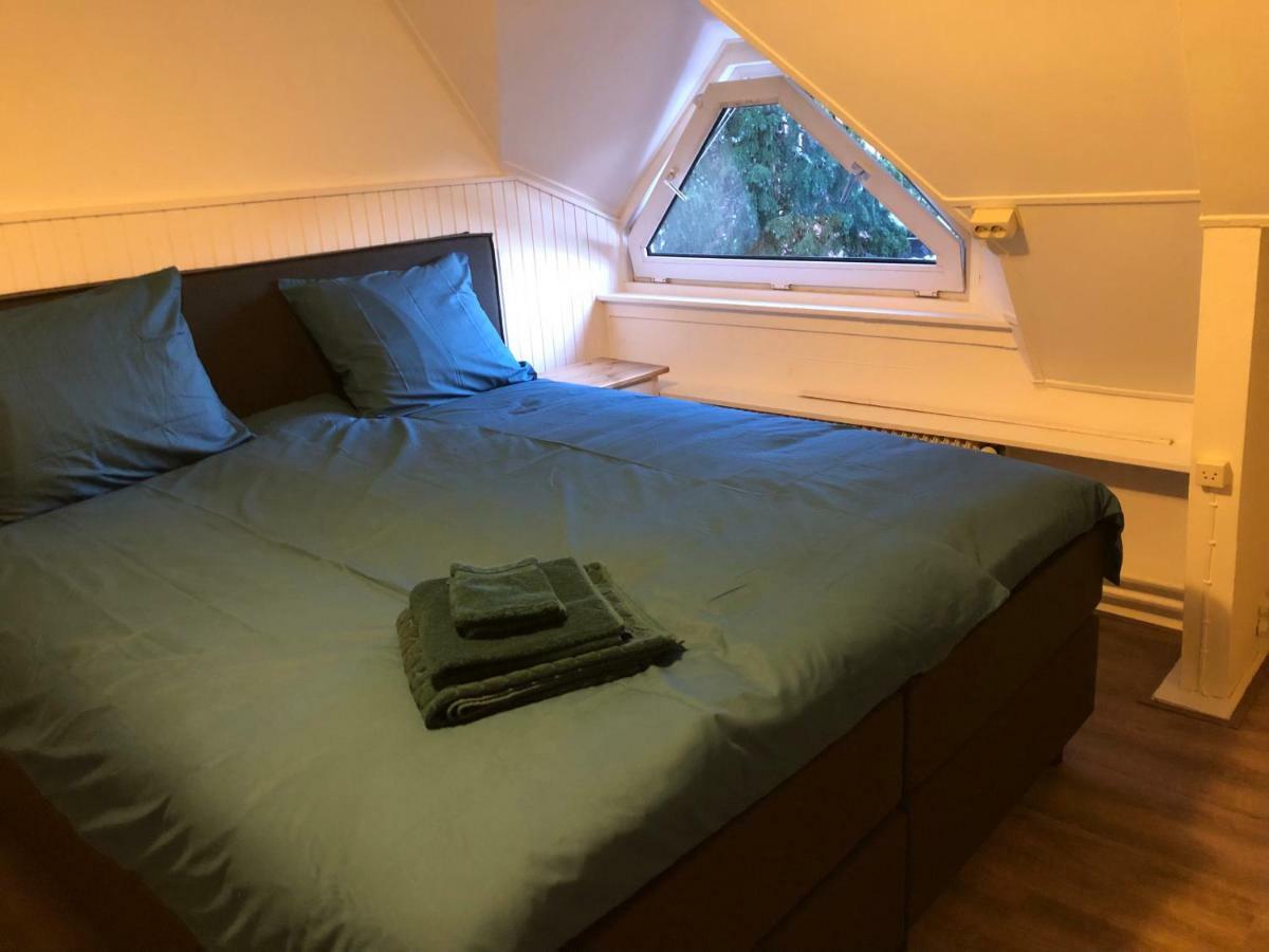 הנגלו Guesthouse Villa De Eikhof מראה חיצוני תמונה